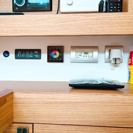 Neverquiet - Solaris 50 *