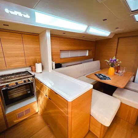 Neverquiet - Solaris 50 Salerno